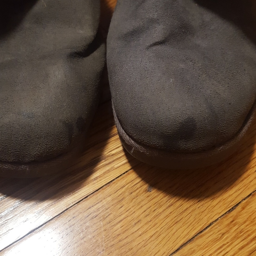 Boots - Picture 4 of 6